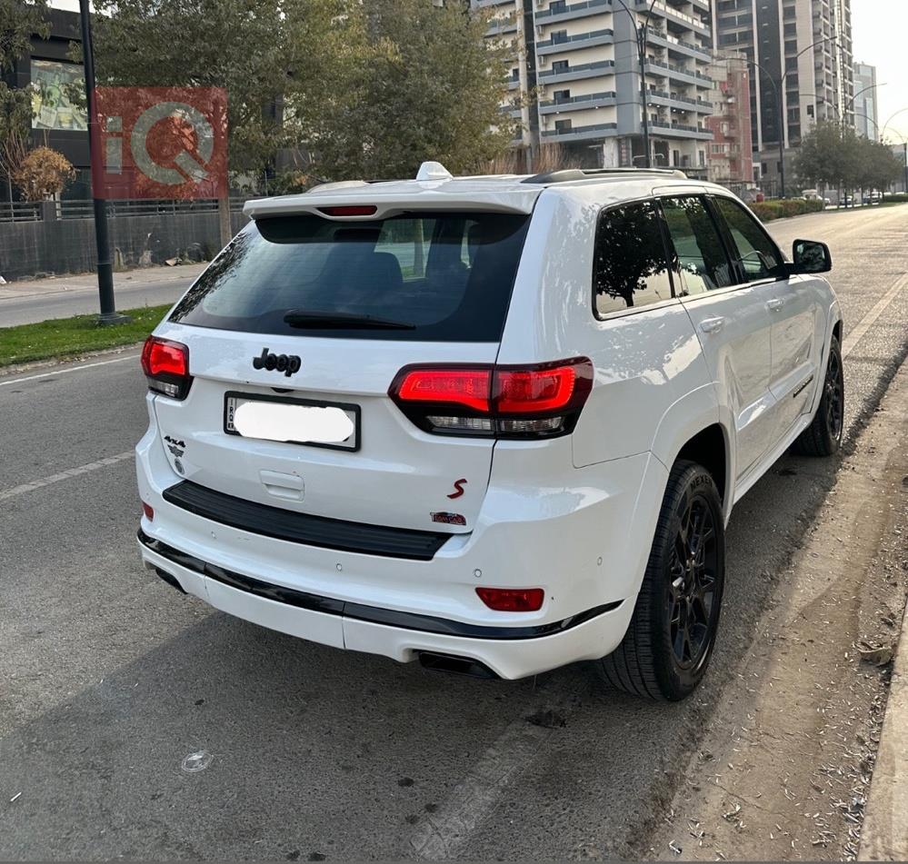 جيب جراند شيروكي